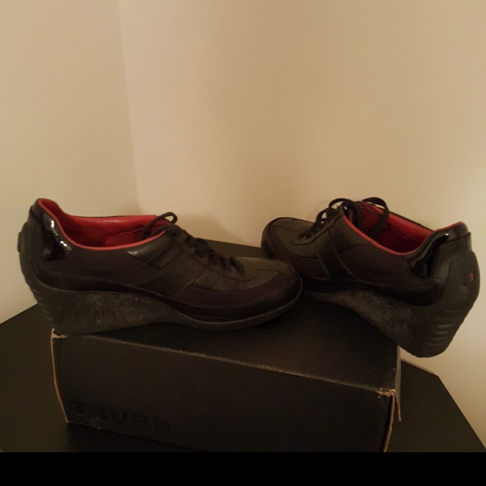 Black Wedge Sneaker. By Tsubo.